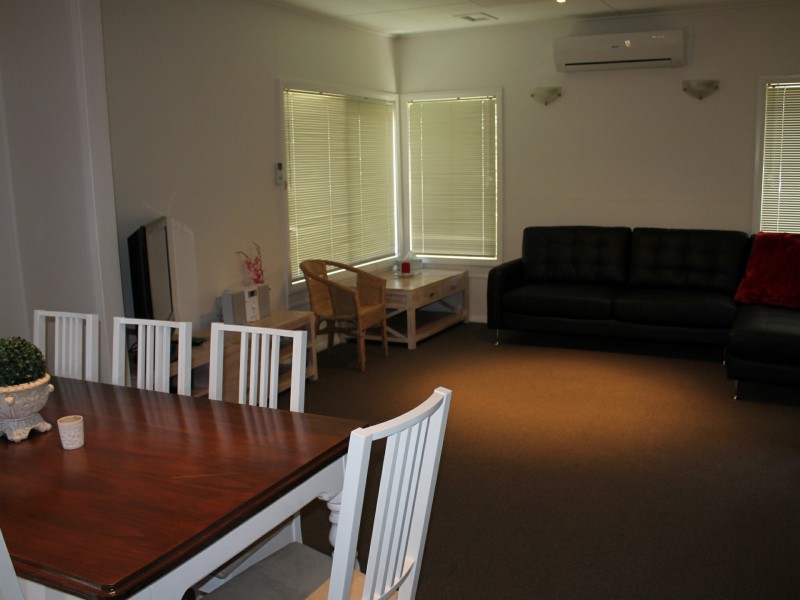 2/36 Powlett Street, Inverloch VIC 3996