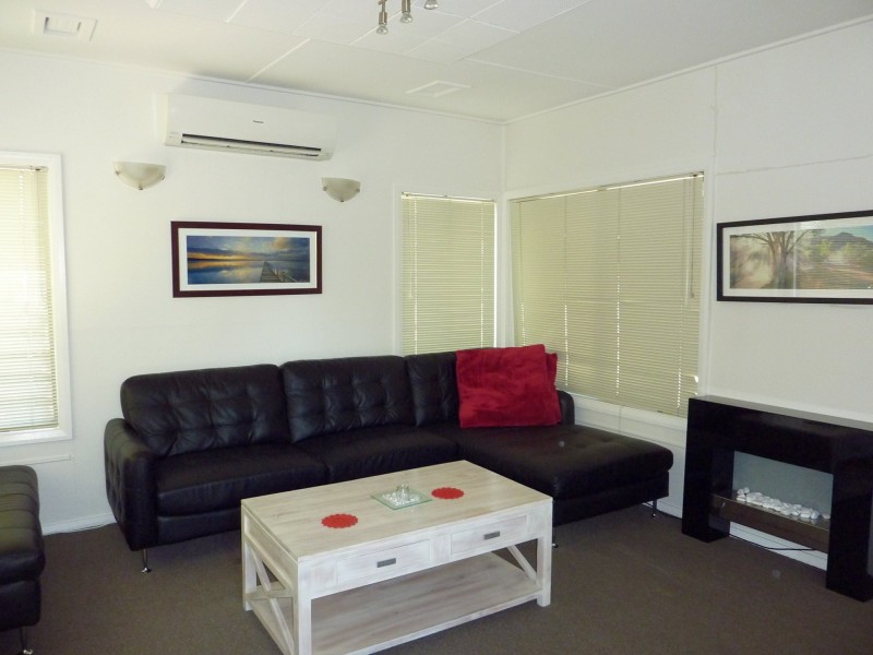 2/36 Powlett Street, Inverloch VIC 3996