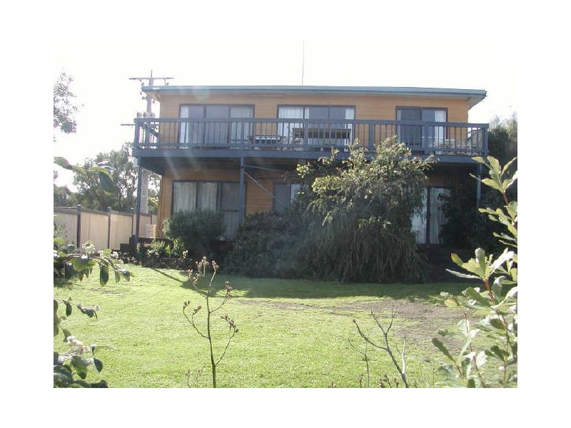 63 The Esplanade, Inverloch VIC 3996