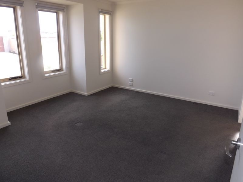 4 Plover Way, Inverloch VIC 3996