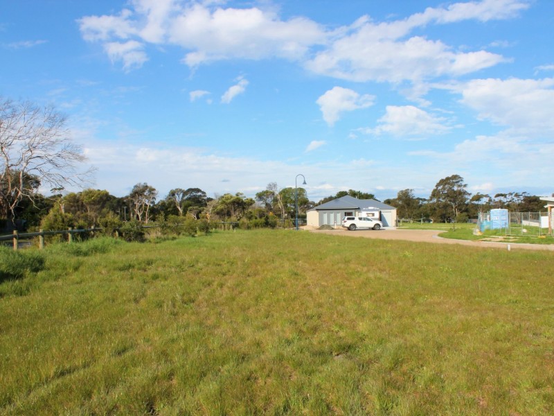 11 Marginata Close, Inverloch VIC 3996