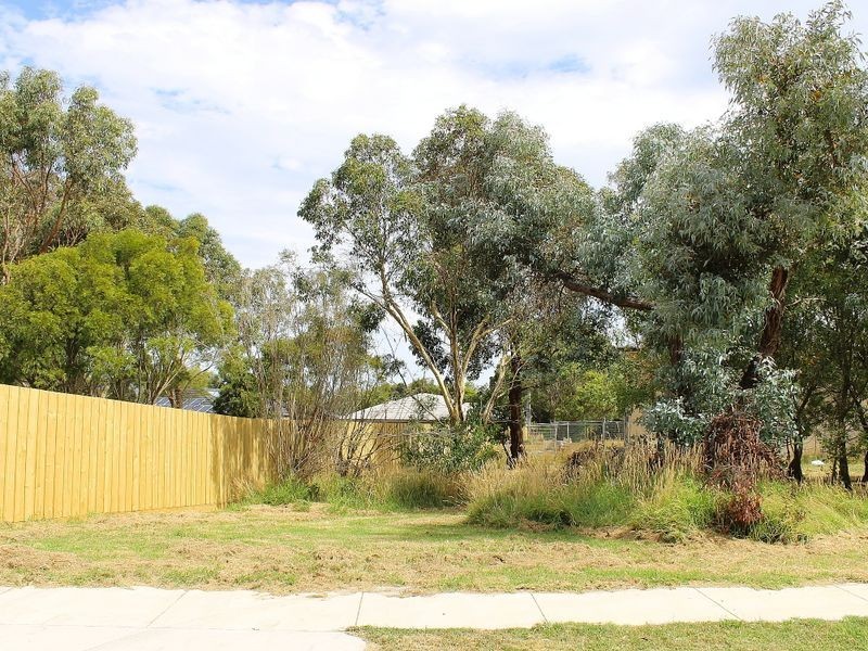 12 Blue Wren Way, Inverloch VIC 3996