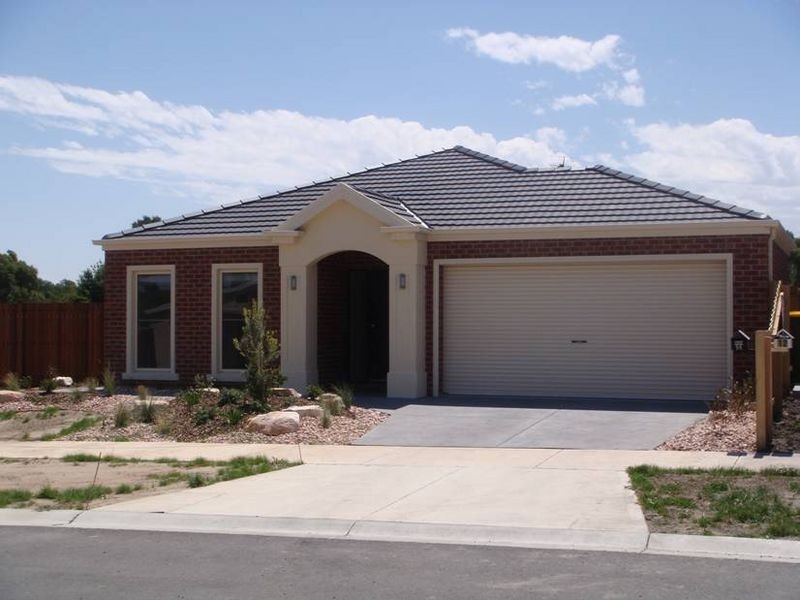 14 Diane Place, Inverloch VIC 3996