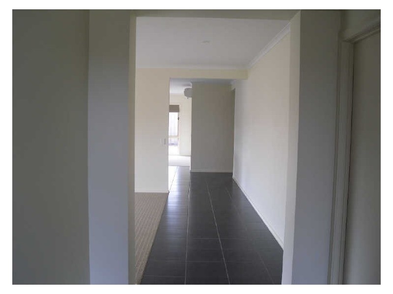 14 Diane Place, Inverloch VIC 3996