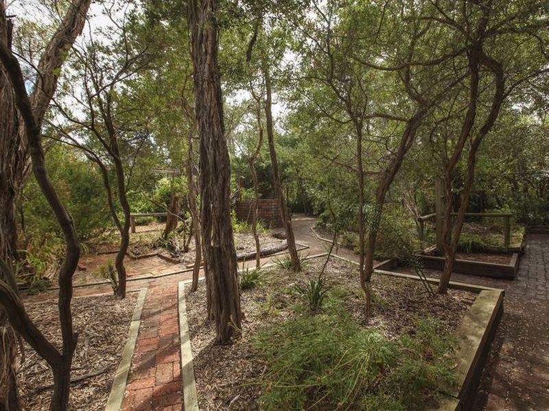 144 Surf Parade, Inverloch VIC 3996