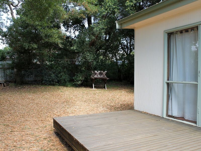 16 Wilson Avenue, Inverloch VIC 3996