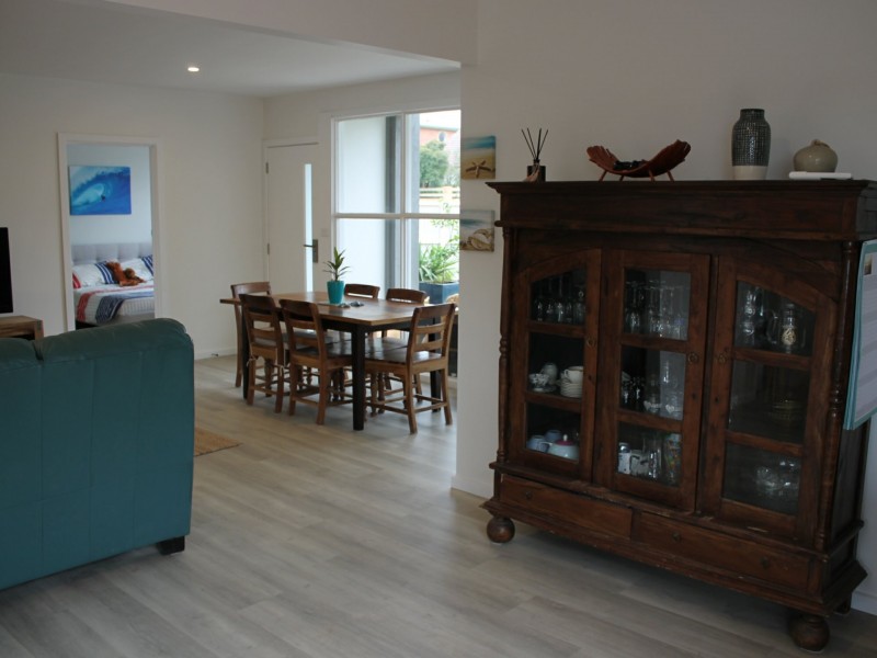 6 Bayview Avenue, Inverloch VIC 3996