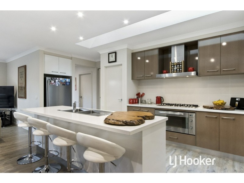 21 Correa Place, Inverloch VIC 3996