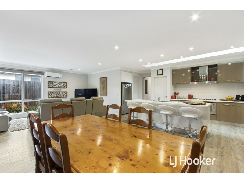 21 Correa Place, Inverloch VIC 3996