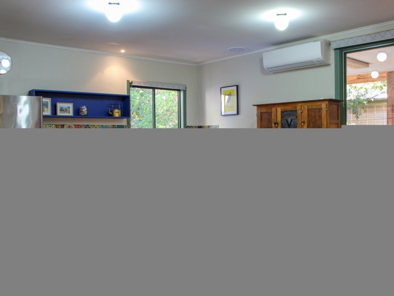 15 Toorak Road, Inverloch VIC 3996