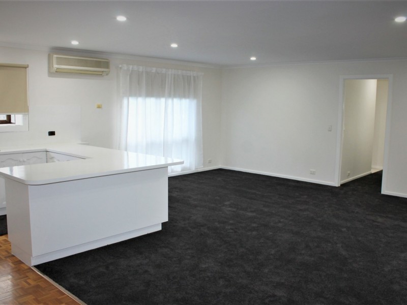 21 Youll Grove, Inverloch VIC 3996