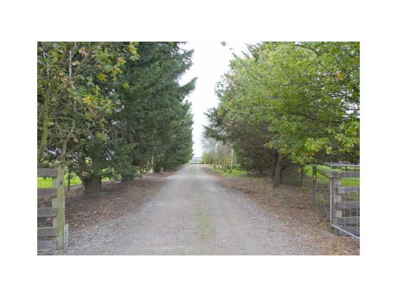 1005 Inverloch-Outtrim Road, Inverloch VIC 3996