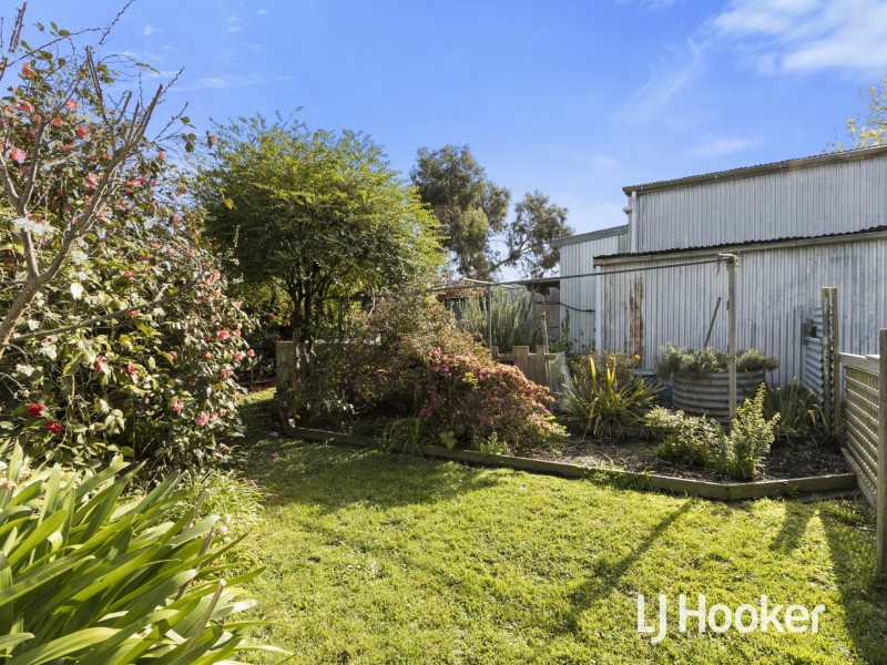11 Edgar Street, Inverloch VIC 3996