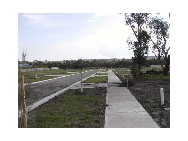 Diane Place, Inverloch VIC 3996