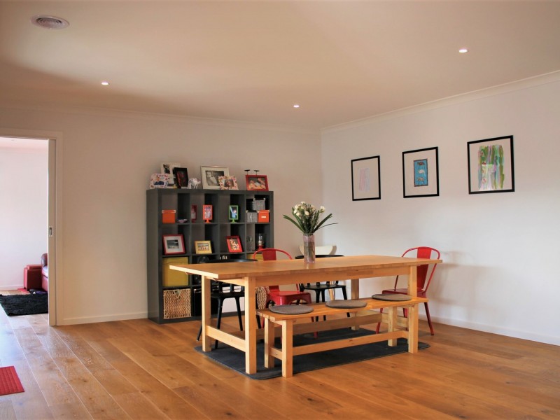 4 Oceanic Drive, Inverloch VIC 3996