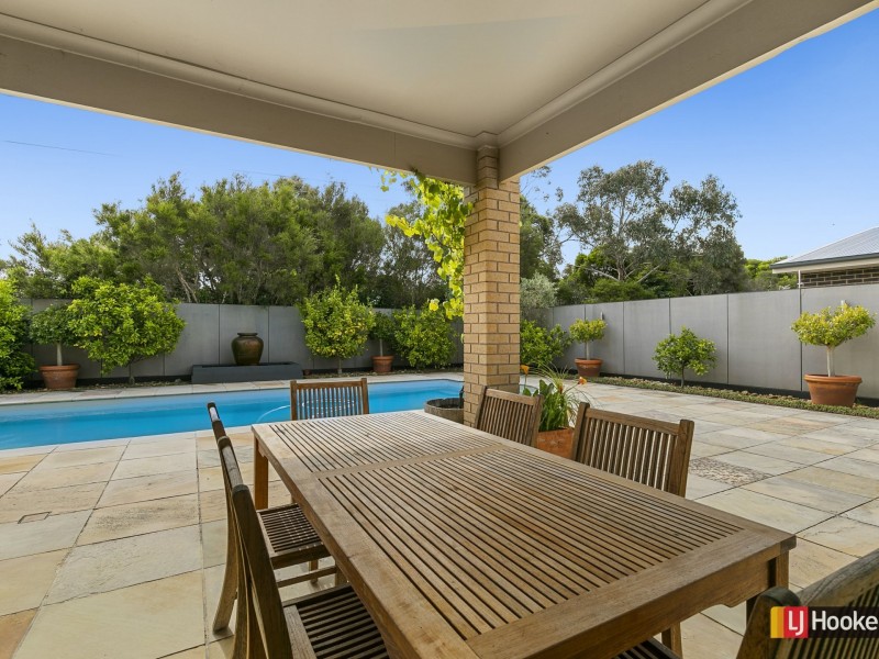 34 Beachcomber Drive, Inverloch VIC 3996