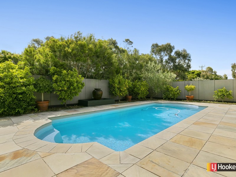 34 Beachcomber Drive, Inverloch VIC 3996