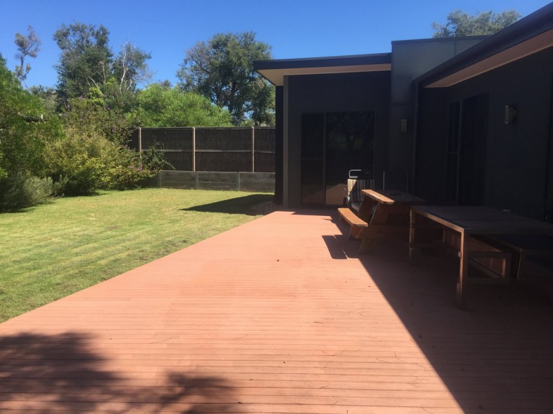 152 Lohr Avenue, Inverloch VIC 3996