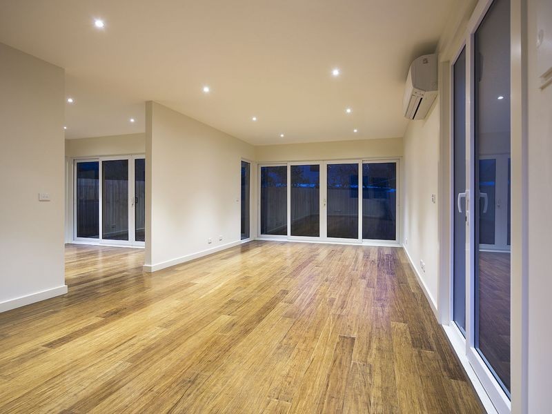 2/70 Surf Parade, Inverloch VIC 3996