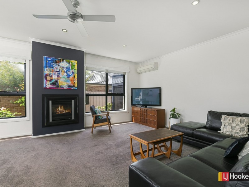 10 Queenscliff Drive, Inverloch VIC 3996