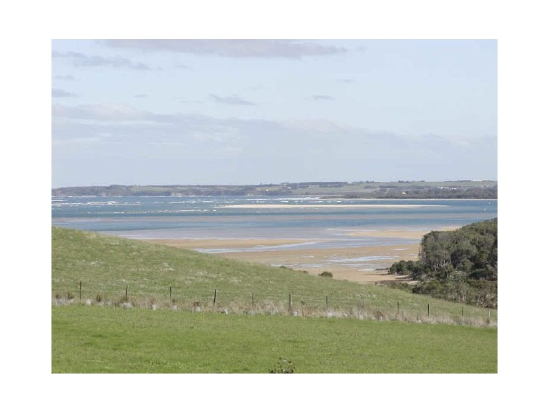 Lot 2/(No 20) Henderson Court, Inverloch VIC 3996