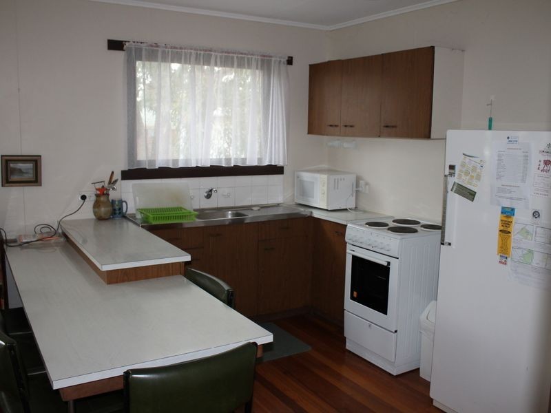 6 Phillip Street, Inverloch VIC 3996