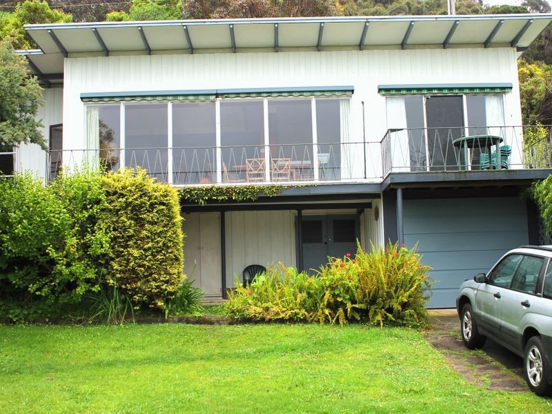 54 Bayside Drive, Walkerville VIC 3956