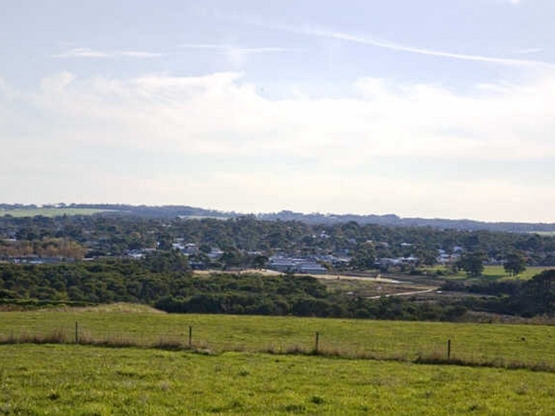 3/ Henderson Court, Inverloch VIC 3996