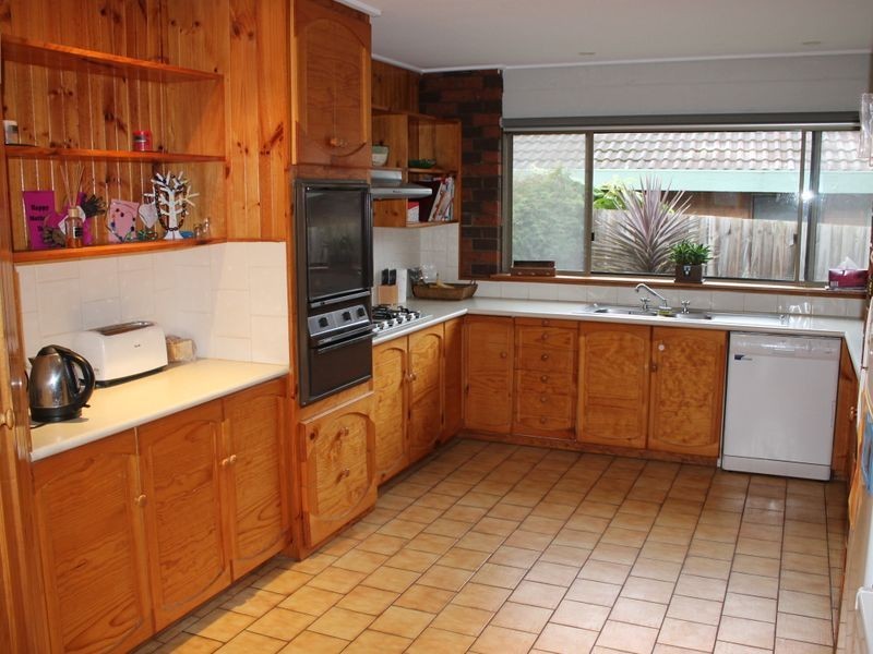 22 Blair Crescent, Leongatha VIC 3953