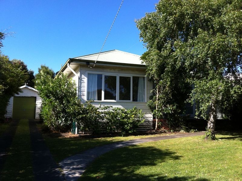 15 Bruce Street, Inverloch VIC 3996