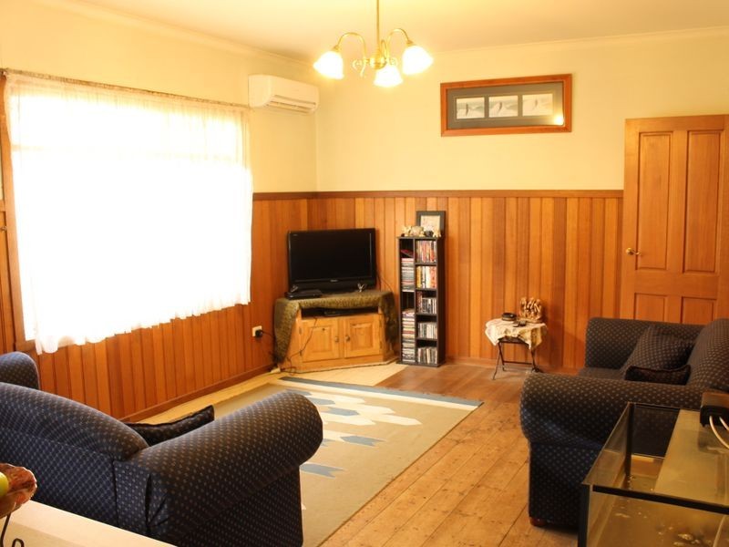 37 Grandview Grove, Inverloch VIC 3996