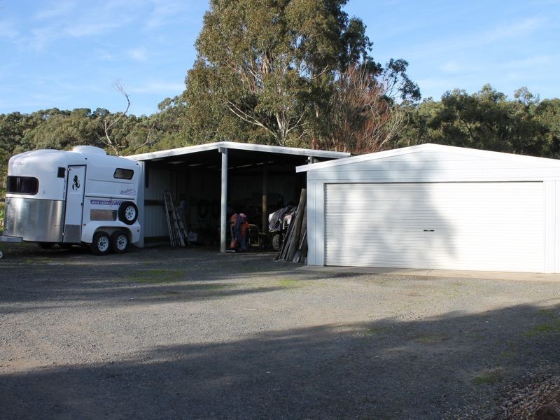 37 Pennell Court, Wattle Bank VIC 3995