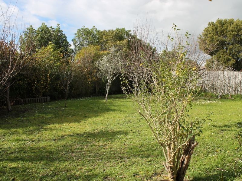 2 Nation Court, Inverloch VIC 3996