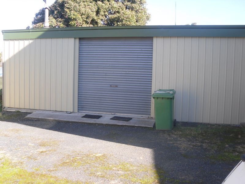 18 Darling Avenue, Inverloch VIC 3996