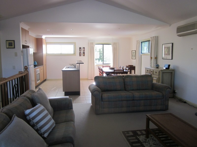 Unit 4/20 Kathryn Close, Inverloch VIC 3996