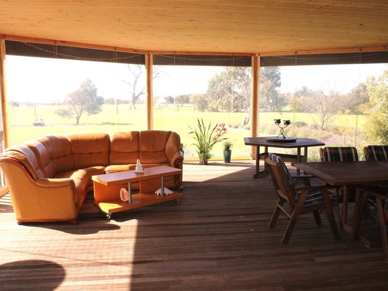 2 Cooper Lane, Inverloch VIC 3996