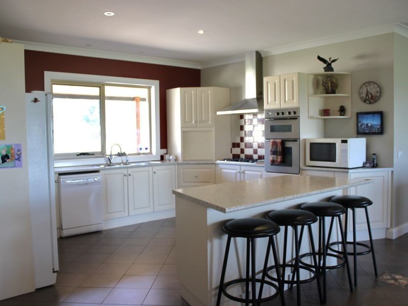 2 Cooper Lane, Inverloch VIC 3996