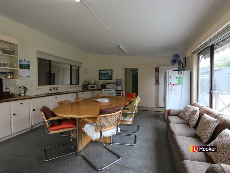 19 Anderson Avenue, Inverloch VIC 3996