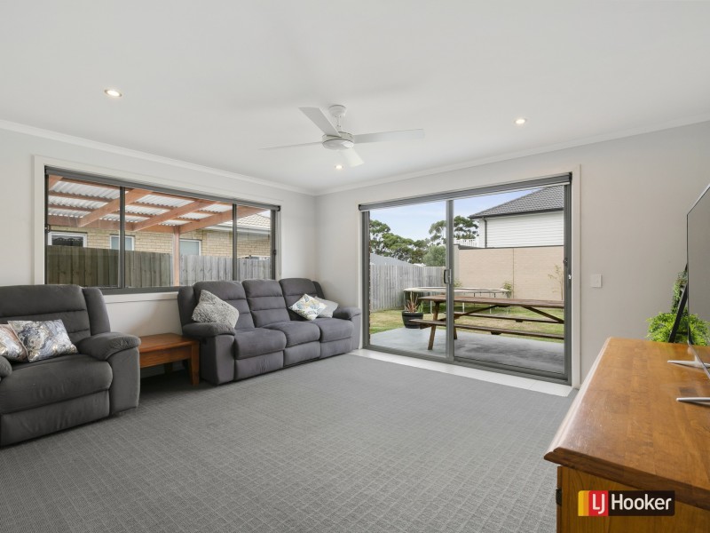 16 Lavender Place, Inverloch VIC 3996