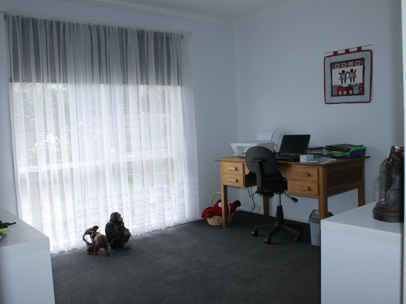 80 Toorak Road, Inverloch VIC 3996