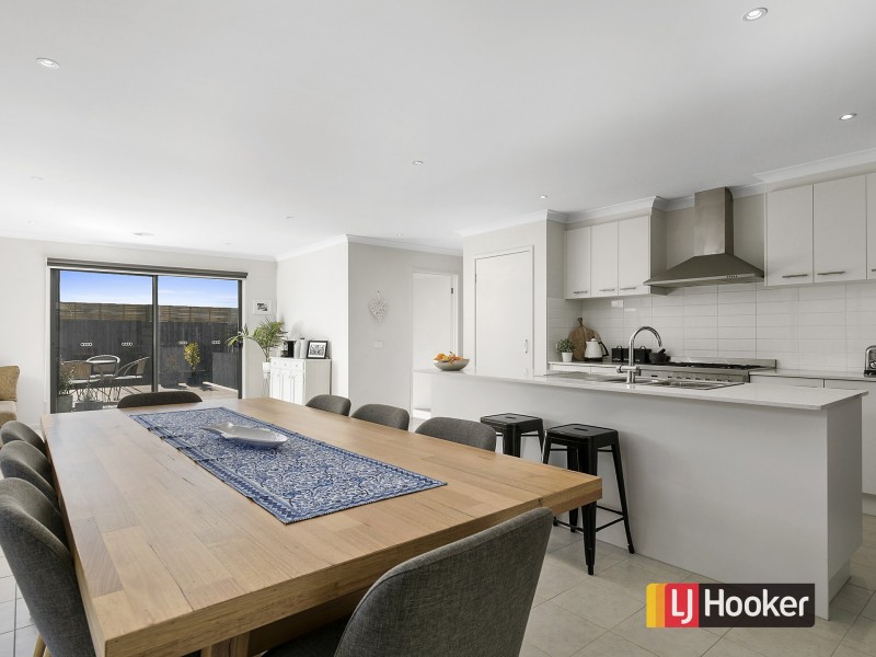 15 Citadel Way, Inverloch VIC 3996