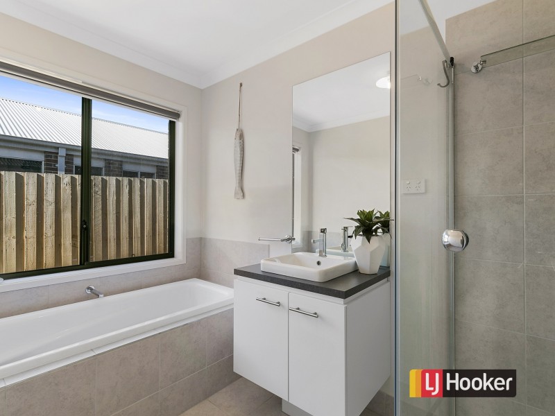 15 Citadel Way, Inverloch VIC 3996