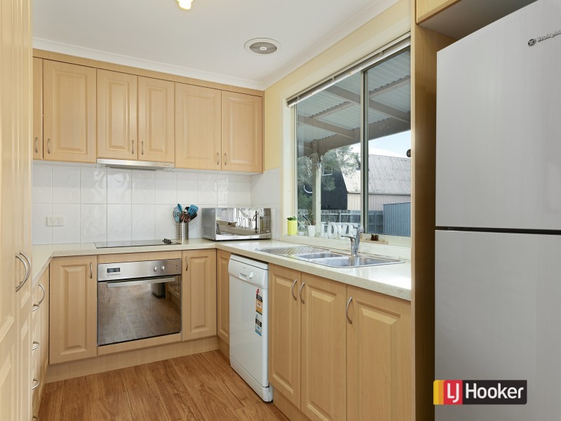 76 Halford Street, Inverloch VIC 3996