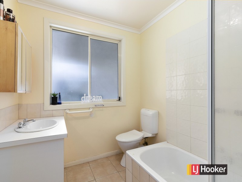 76 Halford Street, Inverloch VIC 3996