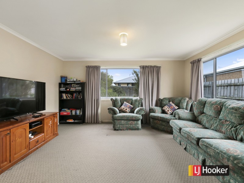 6 Lavender Place, Inverloch VIC 3996