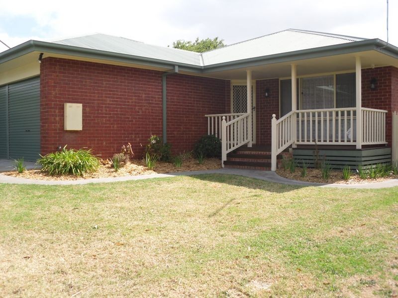 25 Pier Road, Inverloch VIC 3996