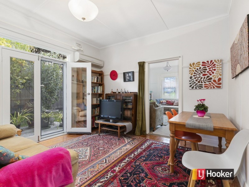 16 High Street, Inverloch VIC 3996