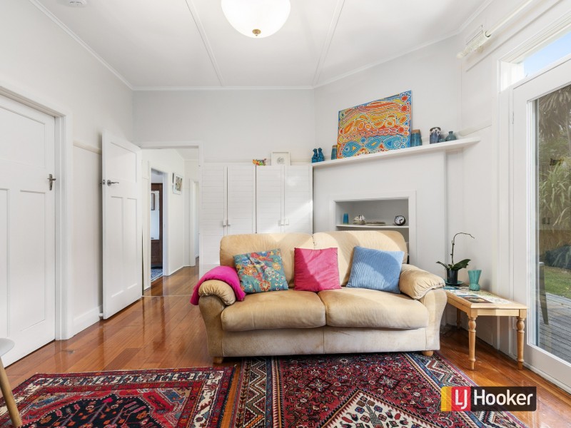 16 High Street, Inverloch VIC 3996