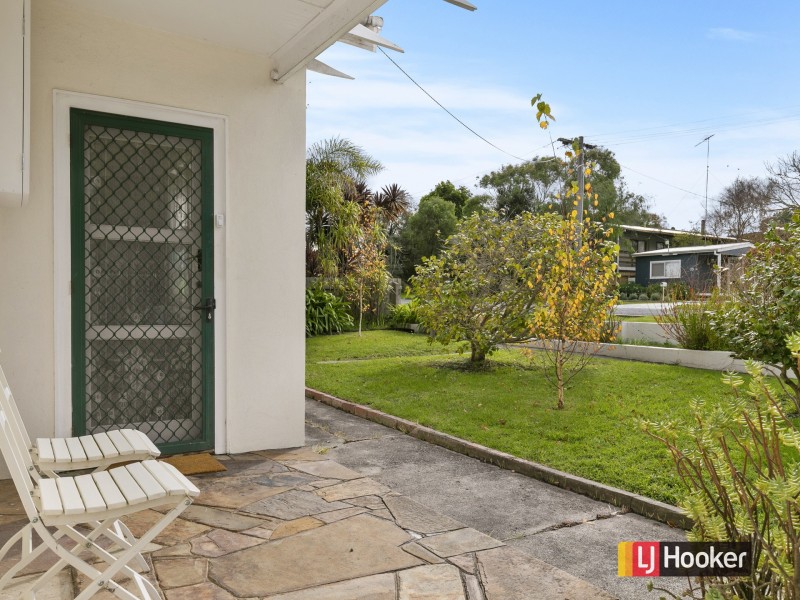 16 High Street, Inverloch VIC 3996