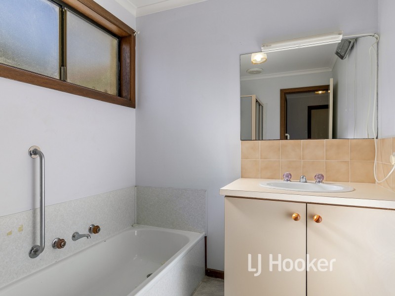 2/66 Williams Street, Inverloch VIC 3996